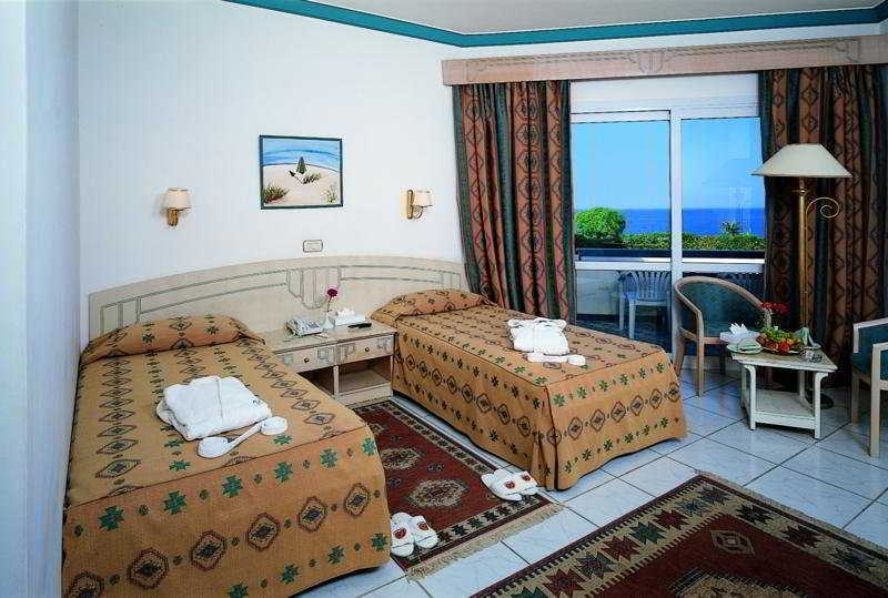 Dreams Beach Resort - Sharm El Sheikh Værelse billede A typical hotel room
